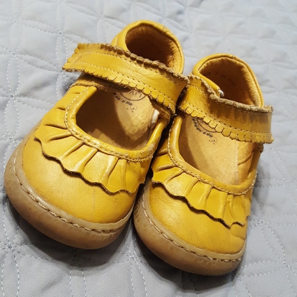 Livie & Luca Other - Livie & Luca mustard yellow leather mary Jane's